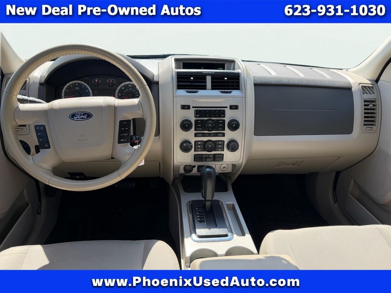 Ford Escape XLT FWD 2012
