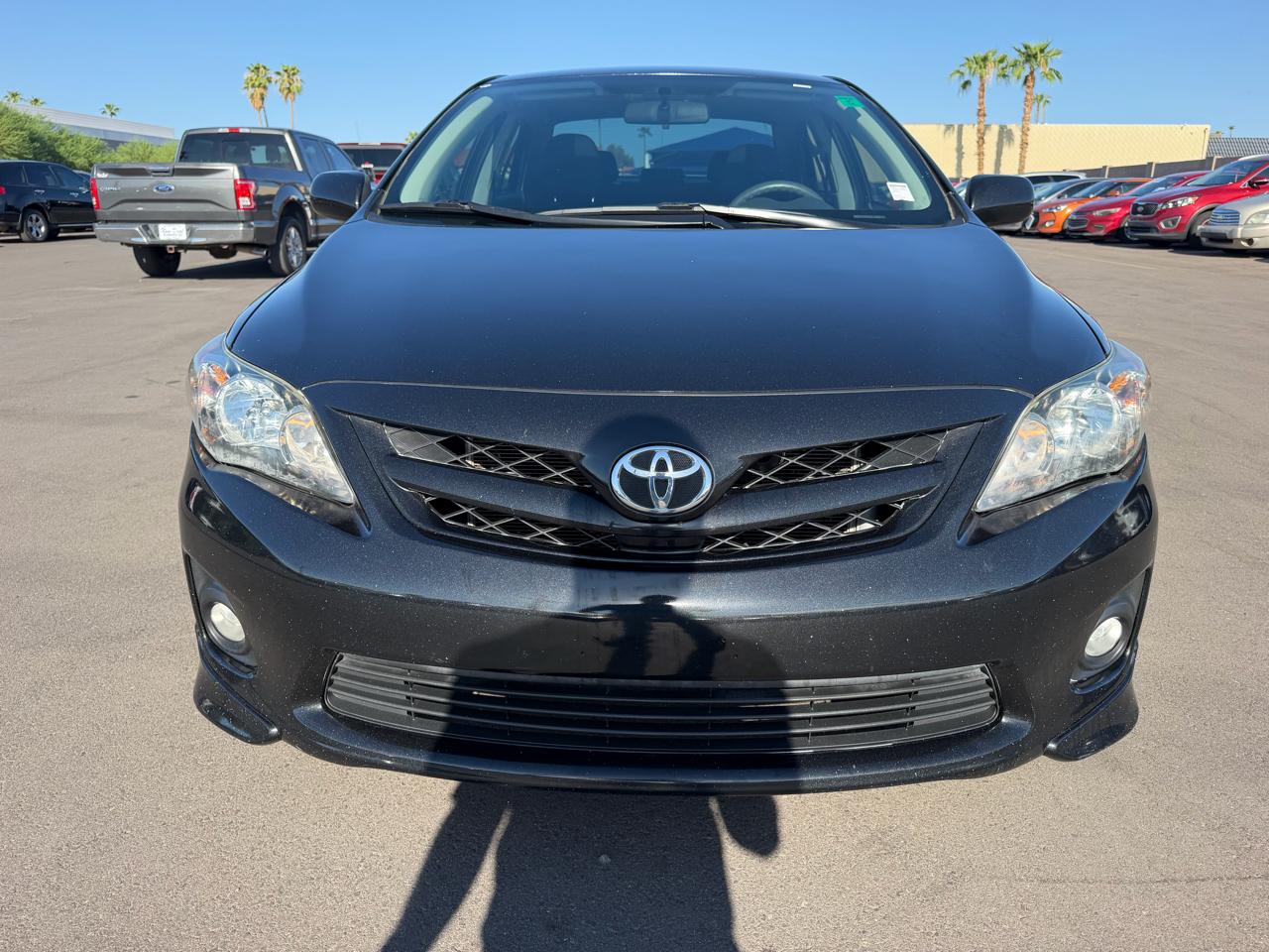Toyota Corolla S 5-Speed MT 2012