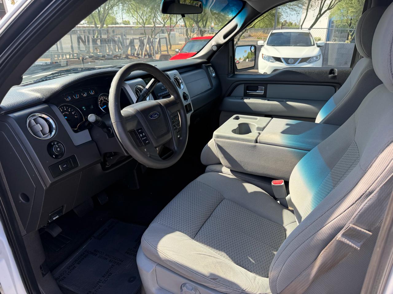 Ford F-150 4WD SuperCab 163" XL w/Midbox Prep 2014