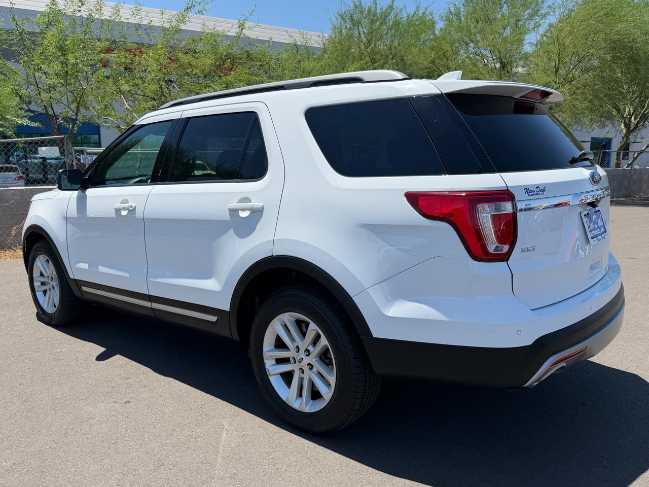 Ford Explorer 4dr 114" WB XLT 2017
