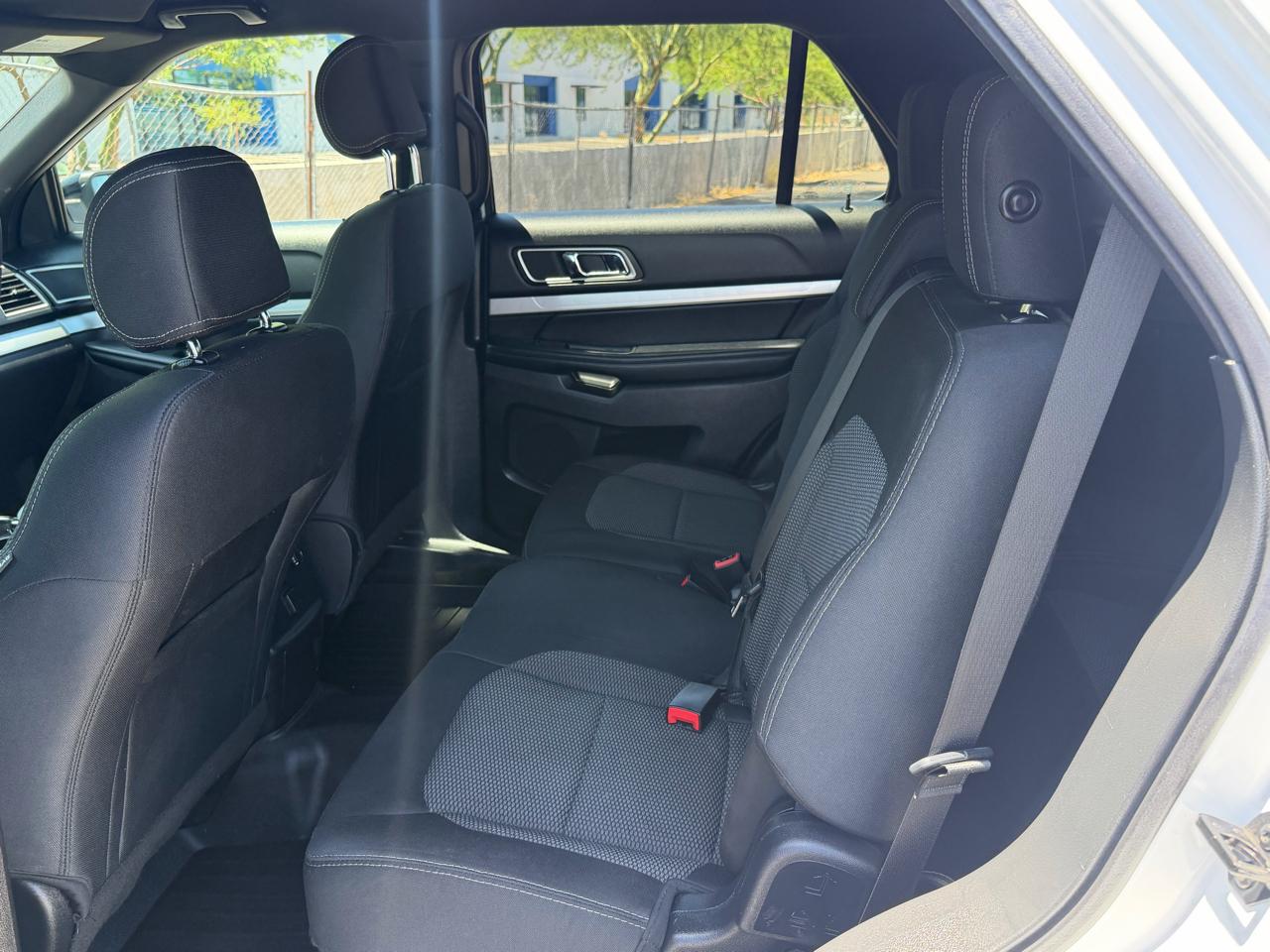Ford Explorer 4dr 114" WB XLT 2017