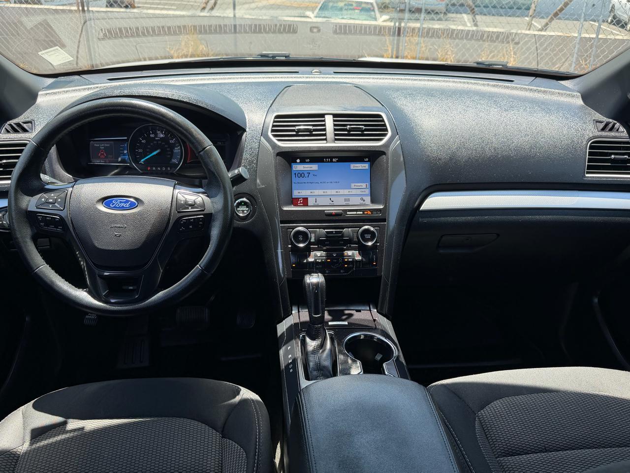 Ford Explorer 4dr 114" WB XLT 2017