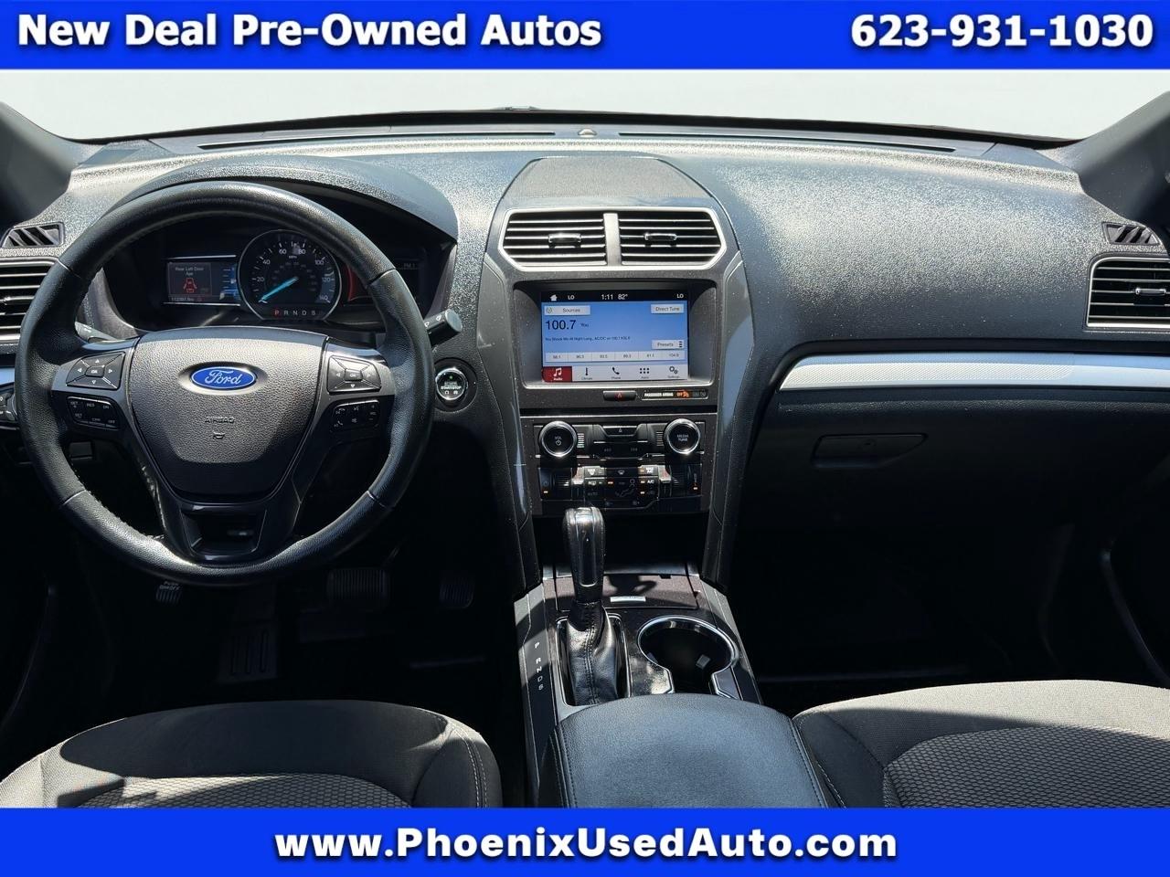 Ford Explorer 4dr 114" WB XLT 2017