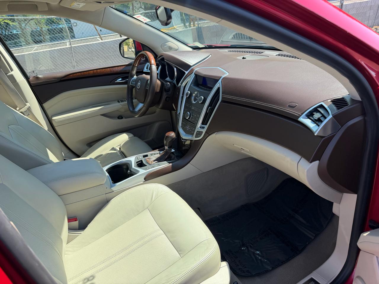 Cadillac SRX Luxury Collection 2010