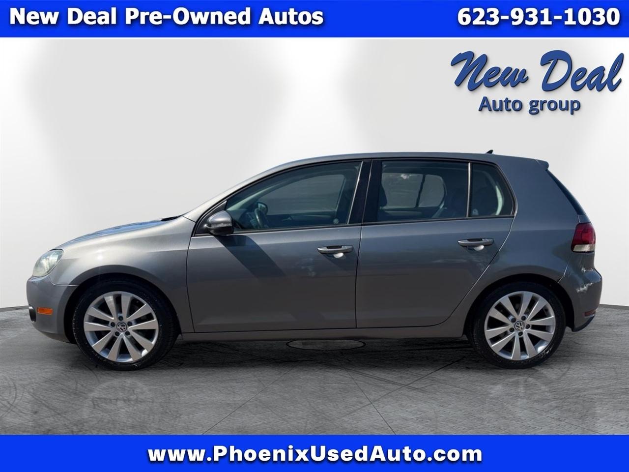 Volkswagen Golf 2.0L TDI w/Tech Package 4 Door 2012