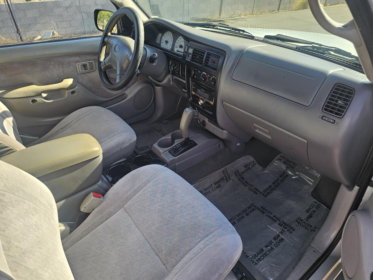 Toyota Tacoma PreRunner Xtracab V6 2WD 2002