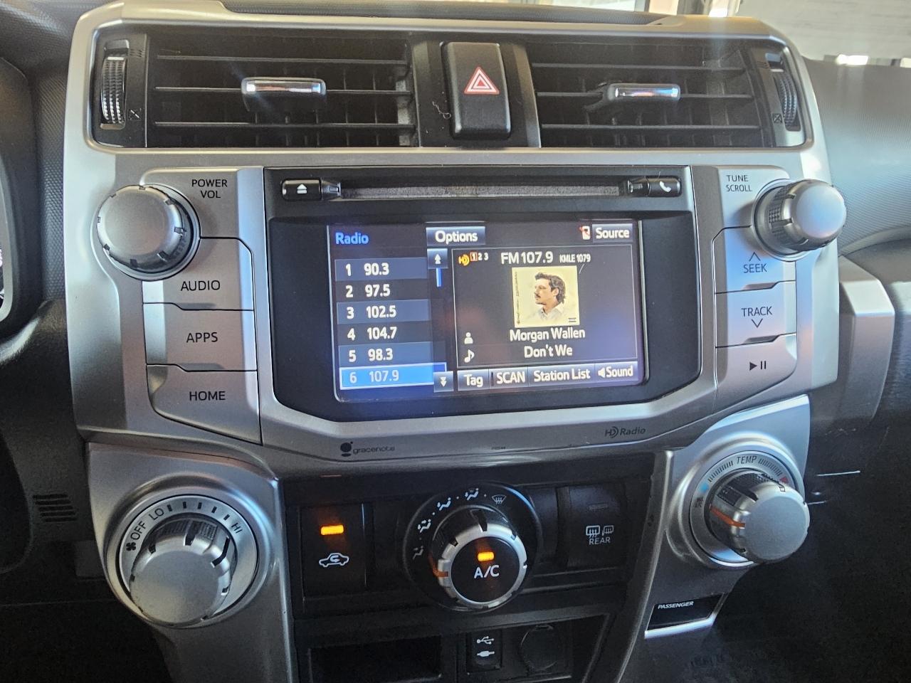 Toyota 4Runner SR5 4WD 2014