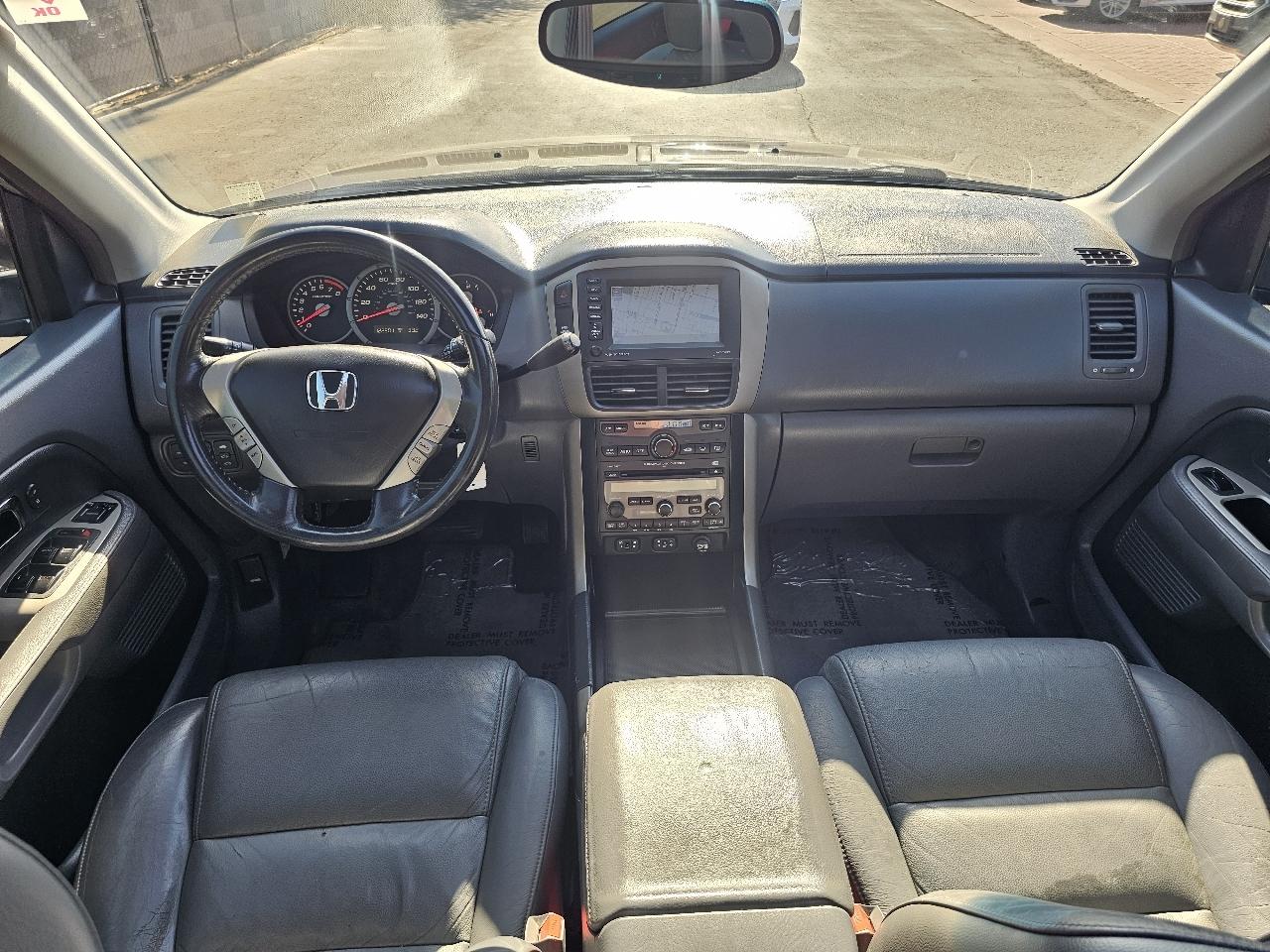 Honda Pilot EX w/Leather and Navigation 2006