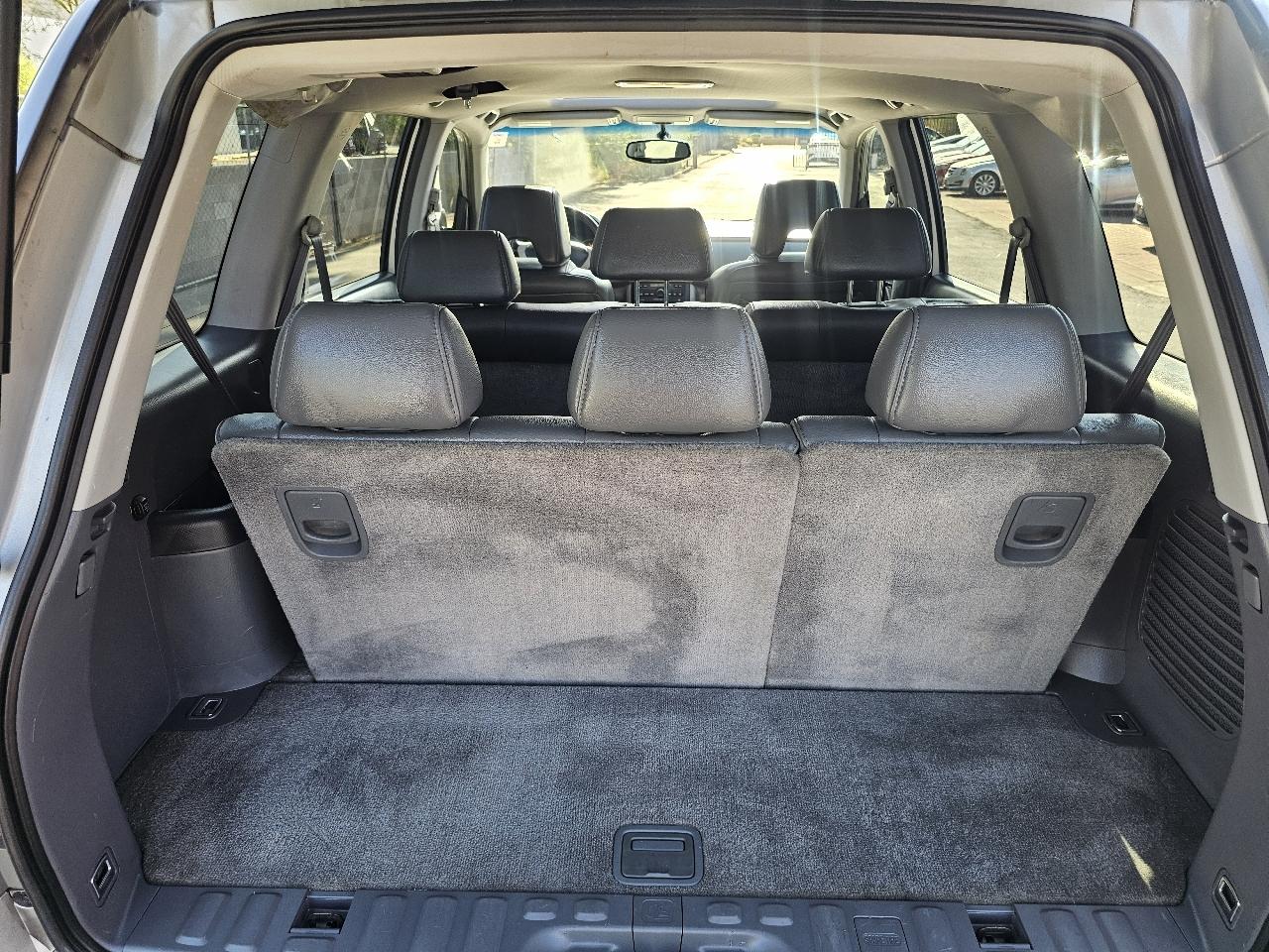 Honda Pilot EX w/Leather and Navigation 2006