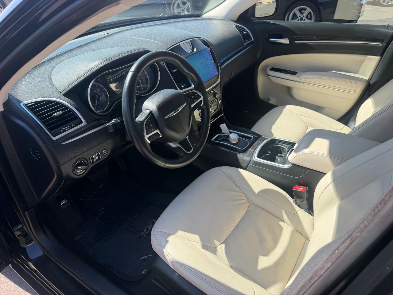 Chrysler 300 Limited RWD 2015