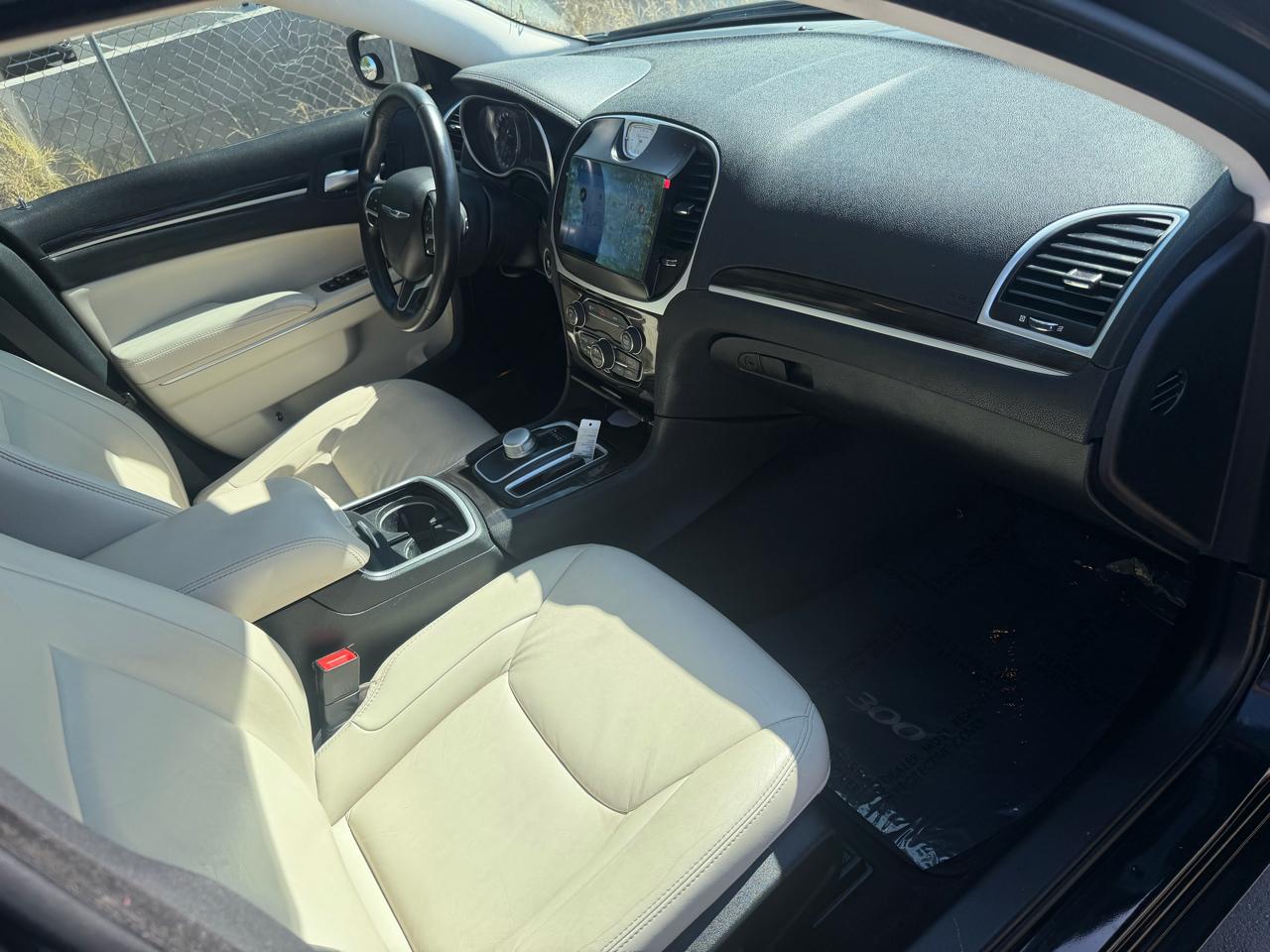 Chrysler 300 Limited RWD 2015