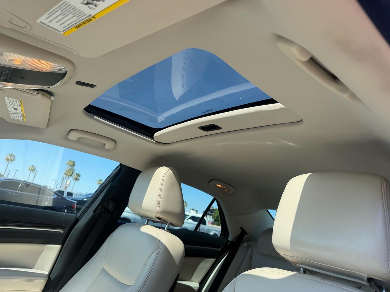 Chrysler 300 Limited RWD 2015