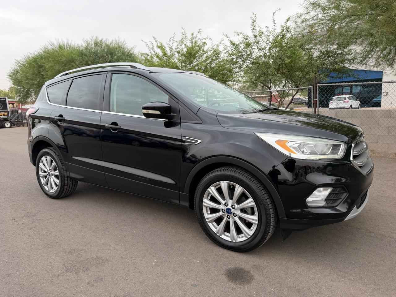 2017 Ford Escape Titanium FWD