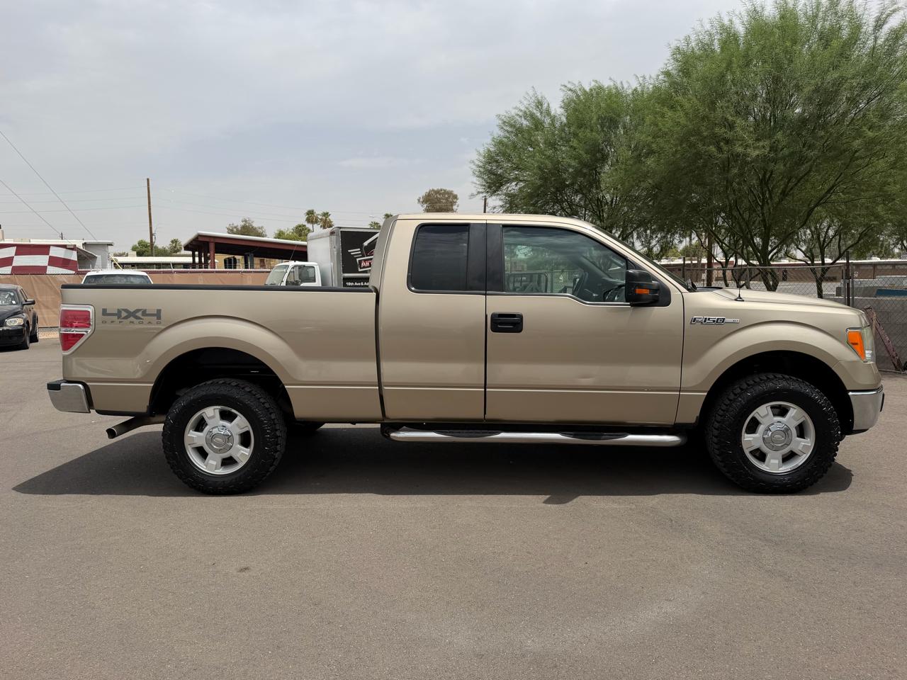 Ford F-150 FX4 SuperCab 6.5-ft. Bed 4WD 2011