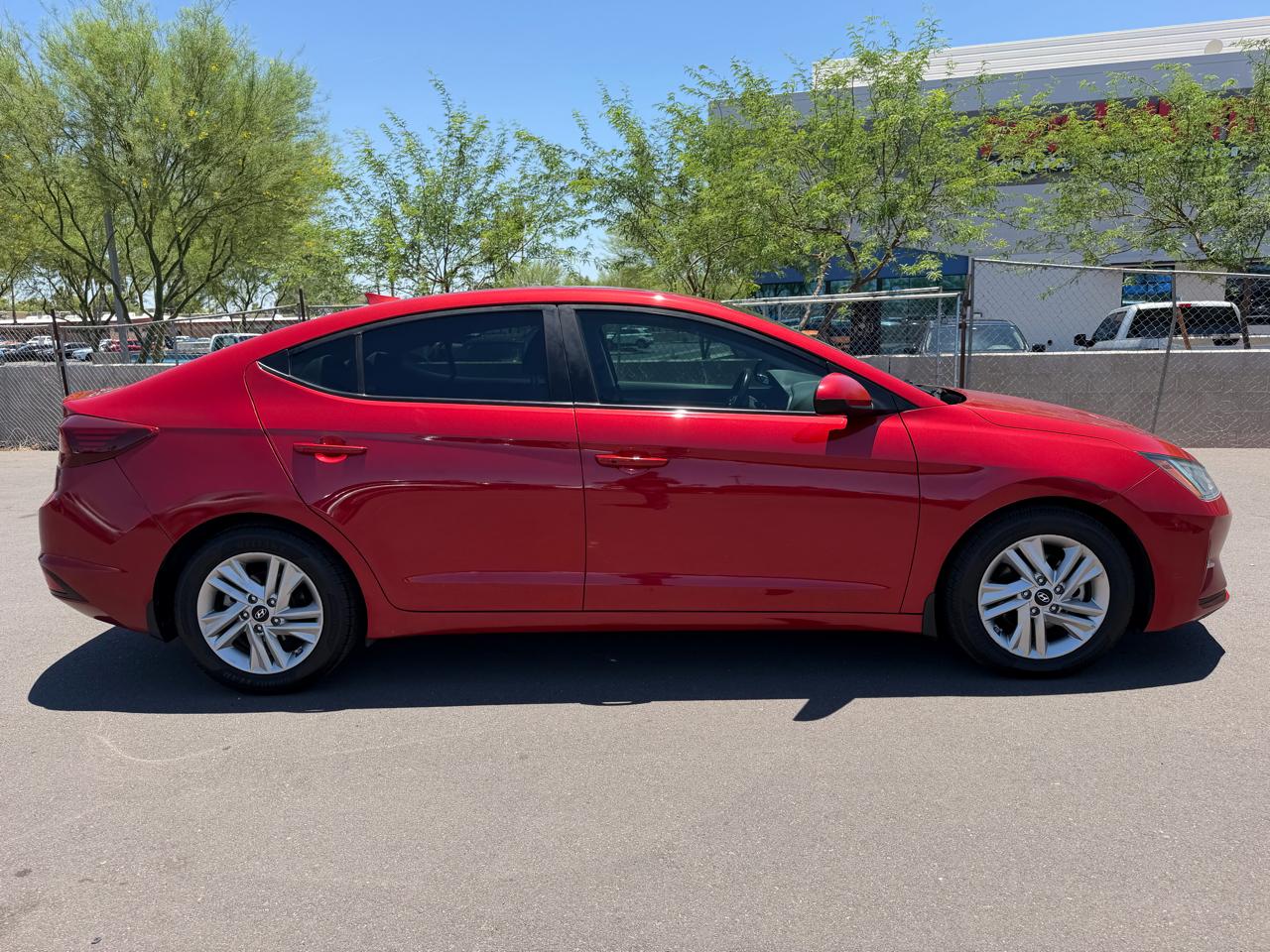 Hyundai Elantra Limited 2020