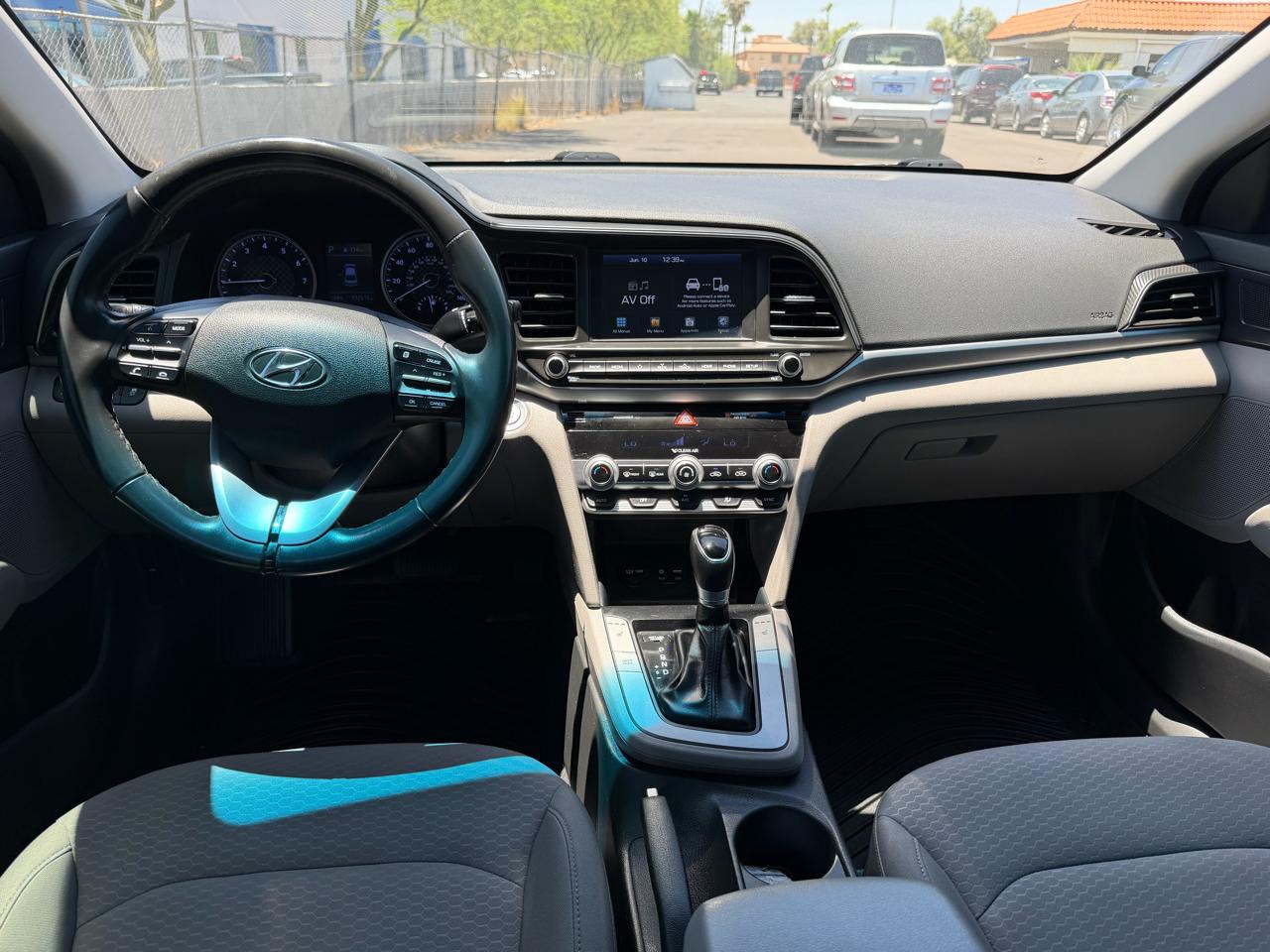 Hyundai Elantra Limited 2020