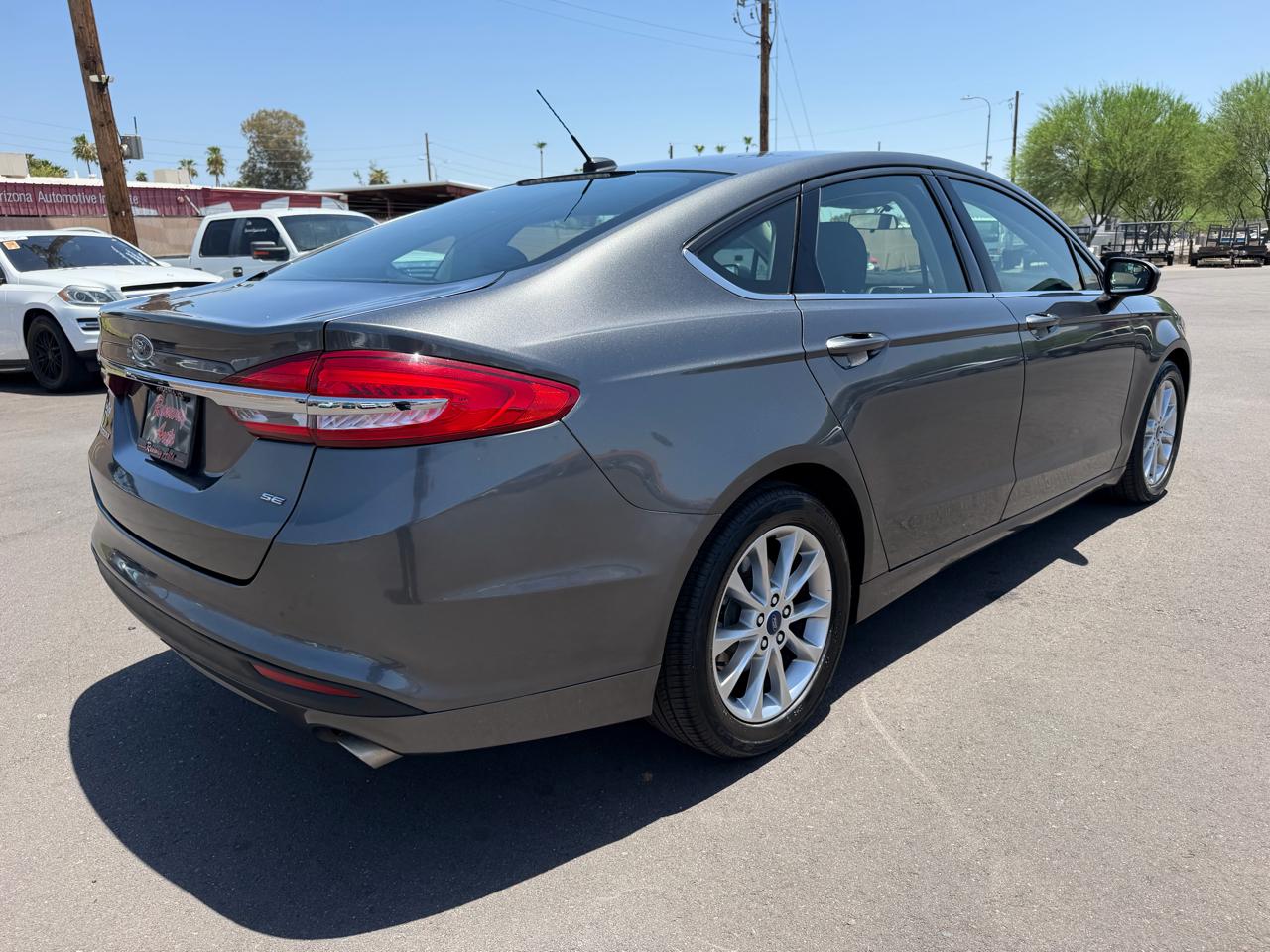 Ford Fusion SE 2017