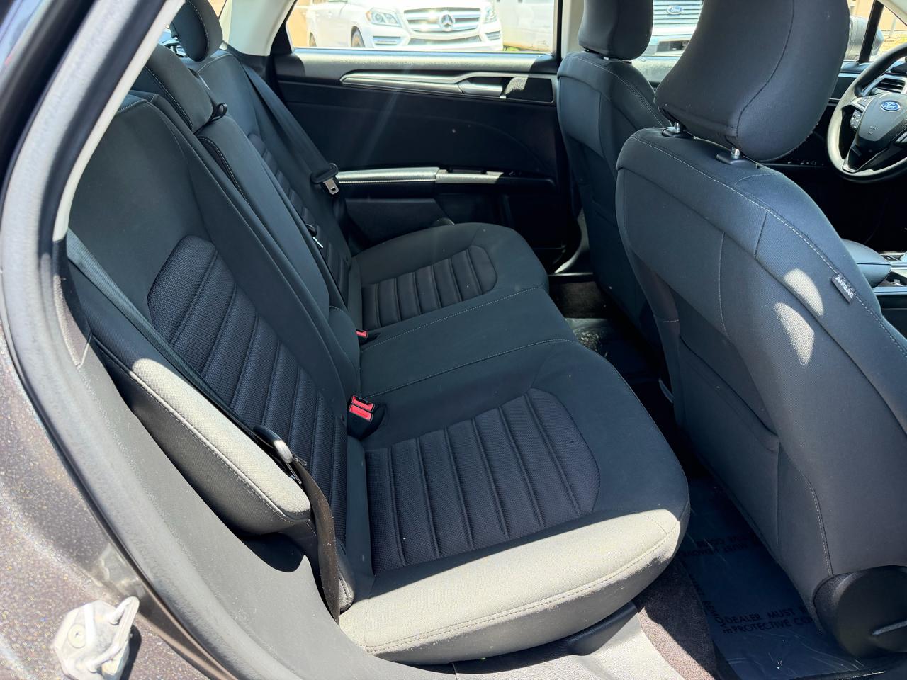 Ford Fusion SE 2017