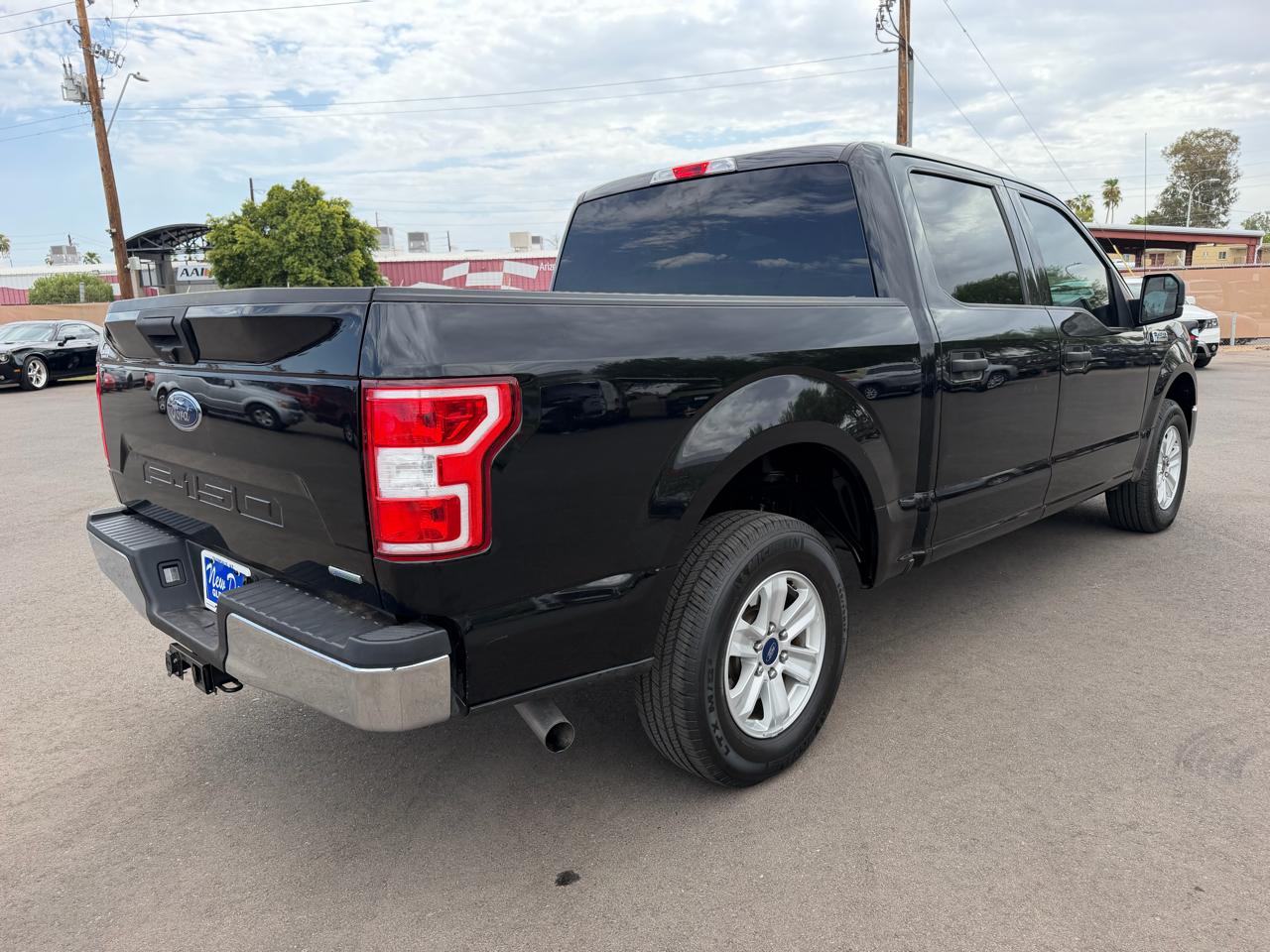 Ford F-150 2WD SuperCrew 139" XL 2018