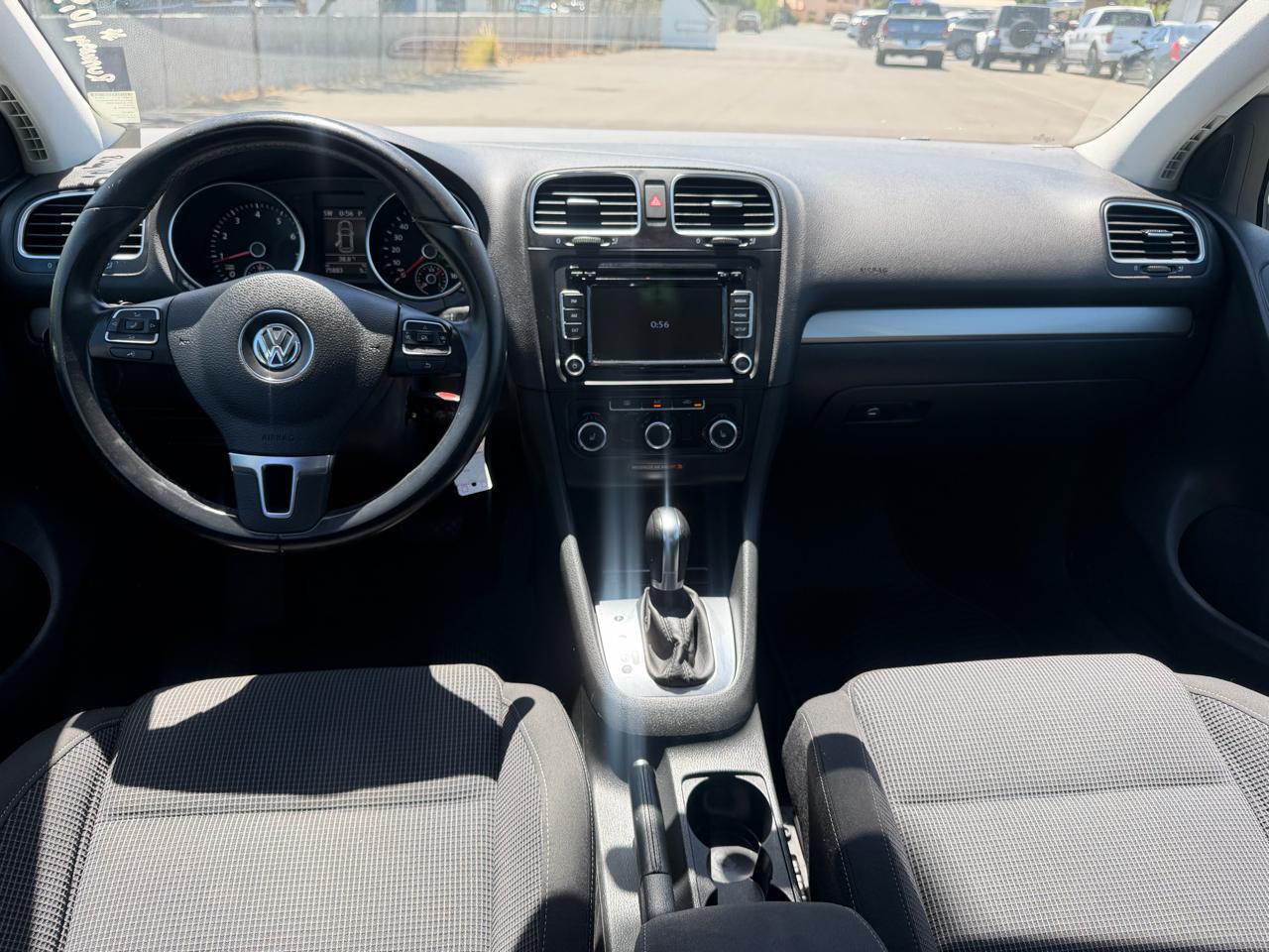 Volkswagen Golf 2.5L Conv & Sunroof 4 Door PZEV 2014