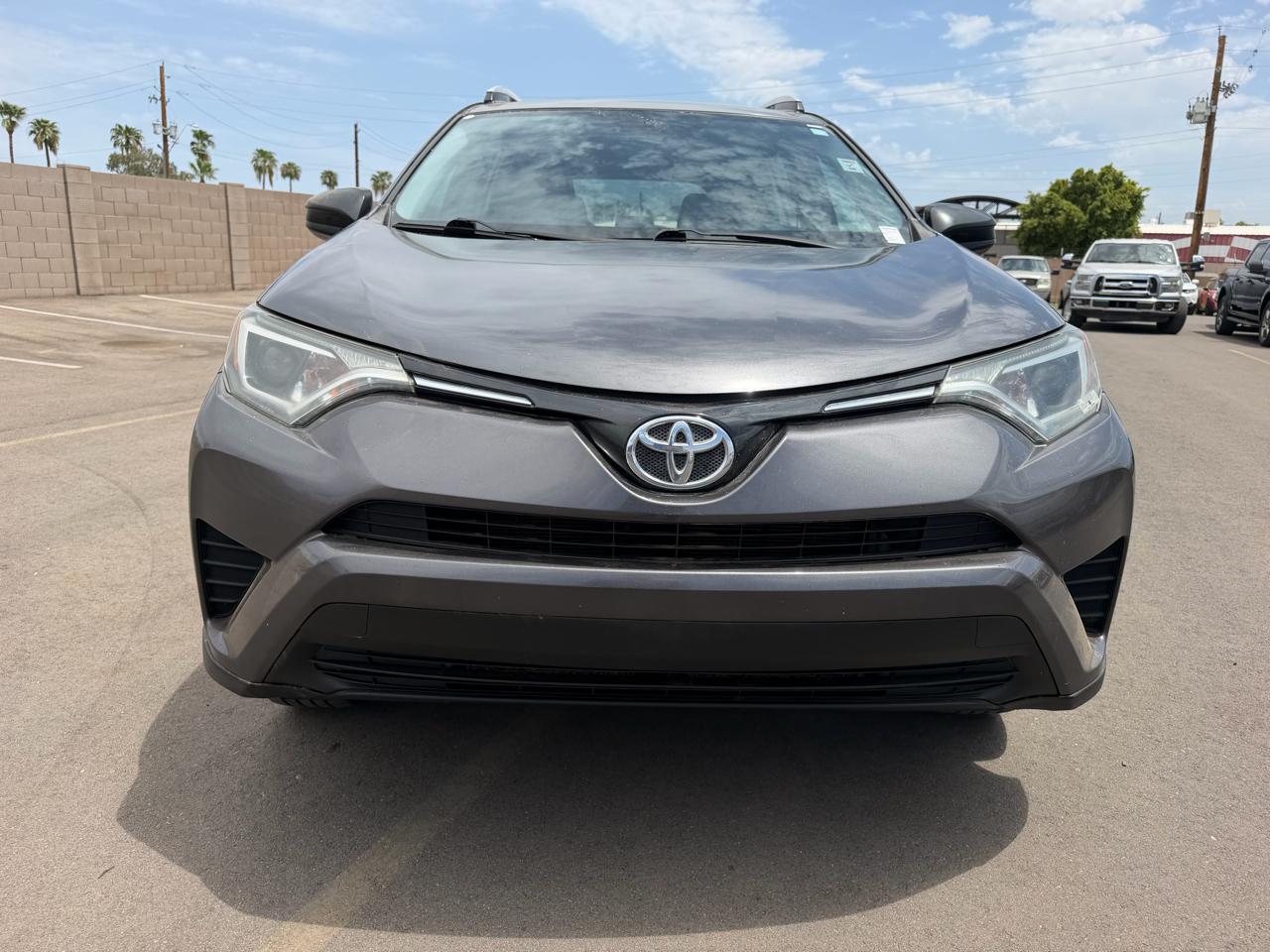 Toyota RAV4 LE FWD 2016