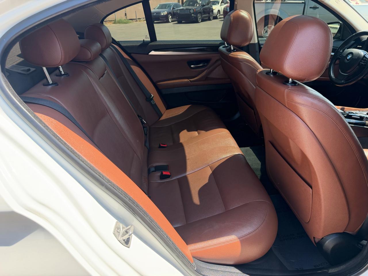 BMW 5-Series 528i 2015