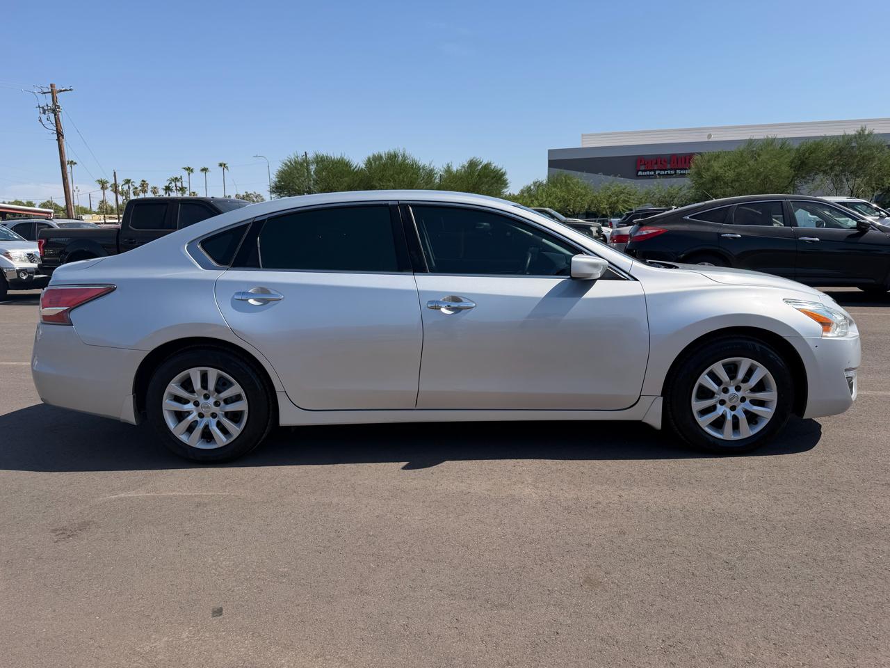 Nissan Altima 2.5 SV 2015