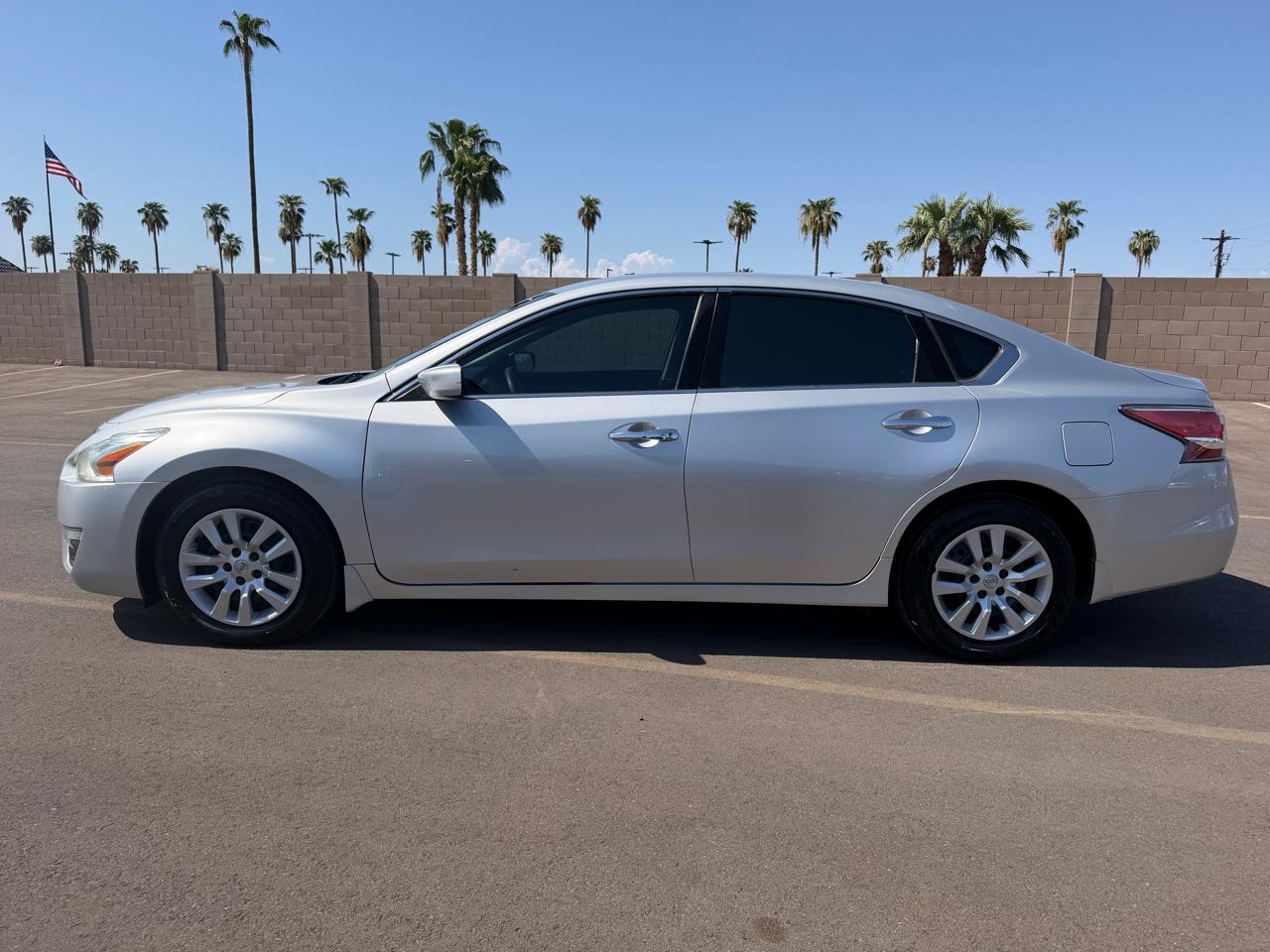 Nissan Altima 2.5 SV 2015