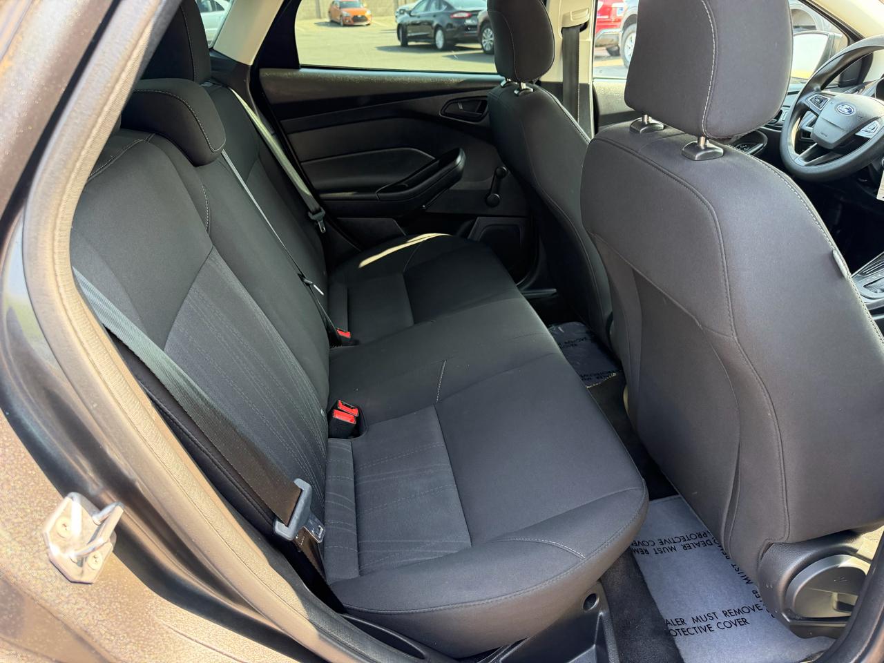 Ford Focus S Sedan 2017