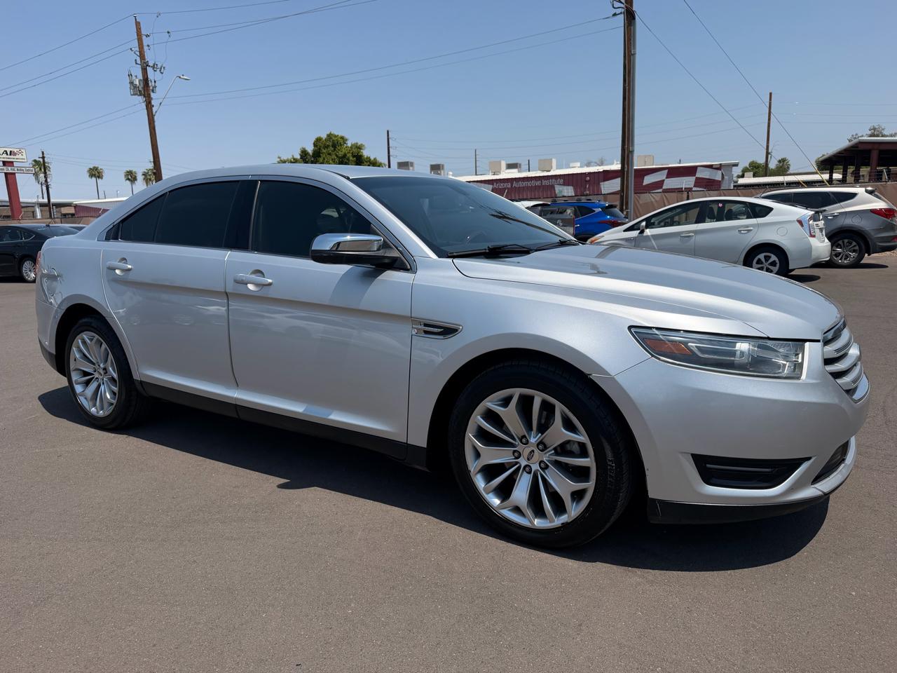 Ford Taurus Limited FWD 2015