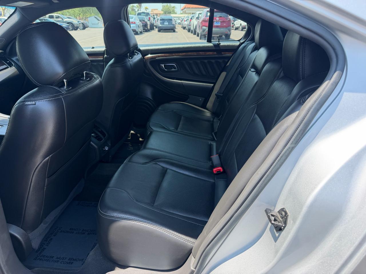 Ford Taurus Limited FWD 2015