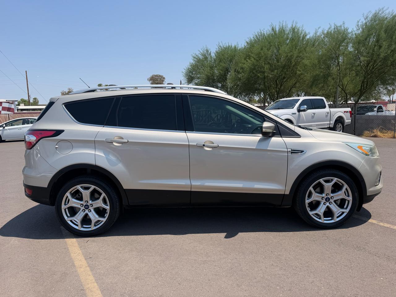 Ford Escape Titanium FWD 2017