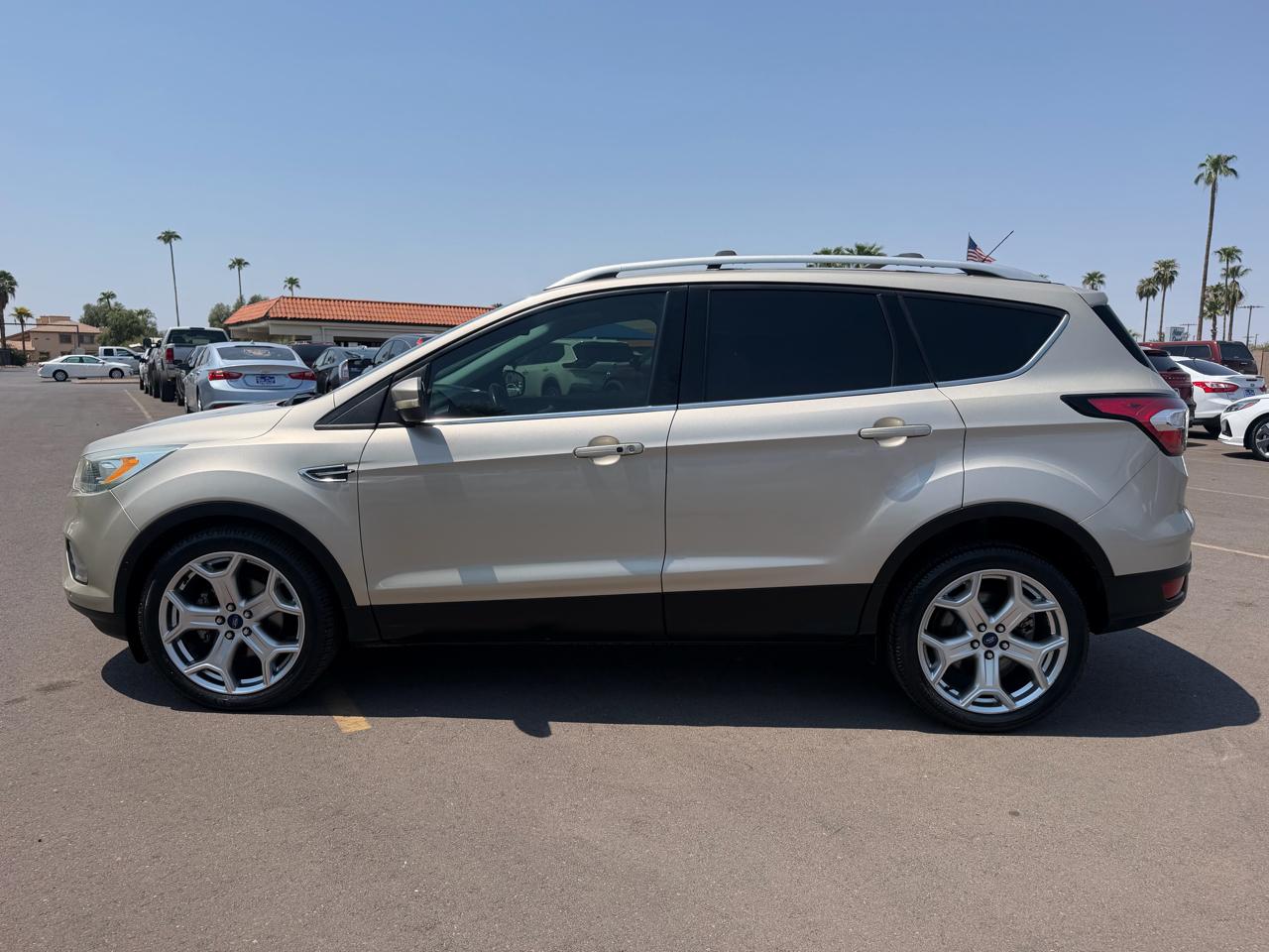 Ford Escape Titanium FWD 2017