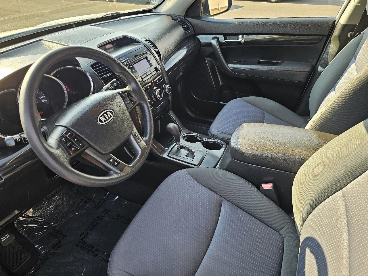 Kia Sorento LX 2WD 2012