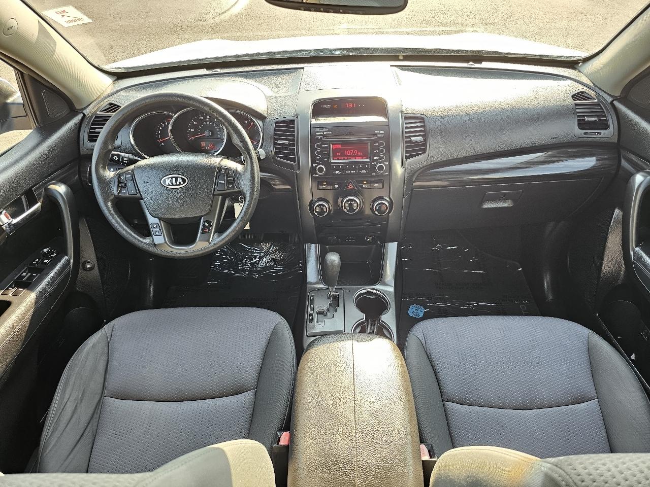 Kia Sorento LX 2WD 2012