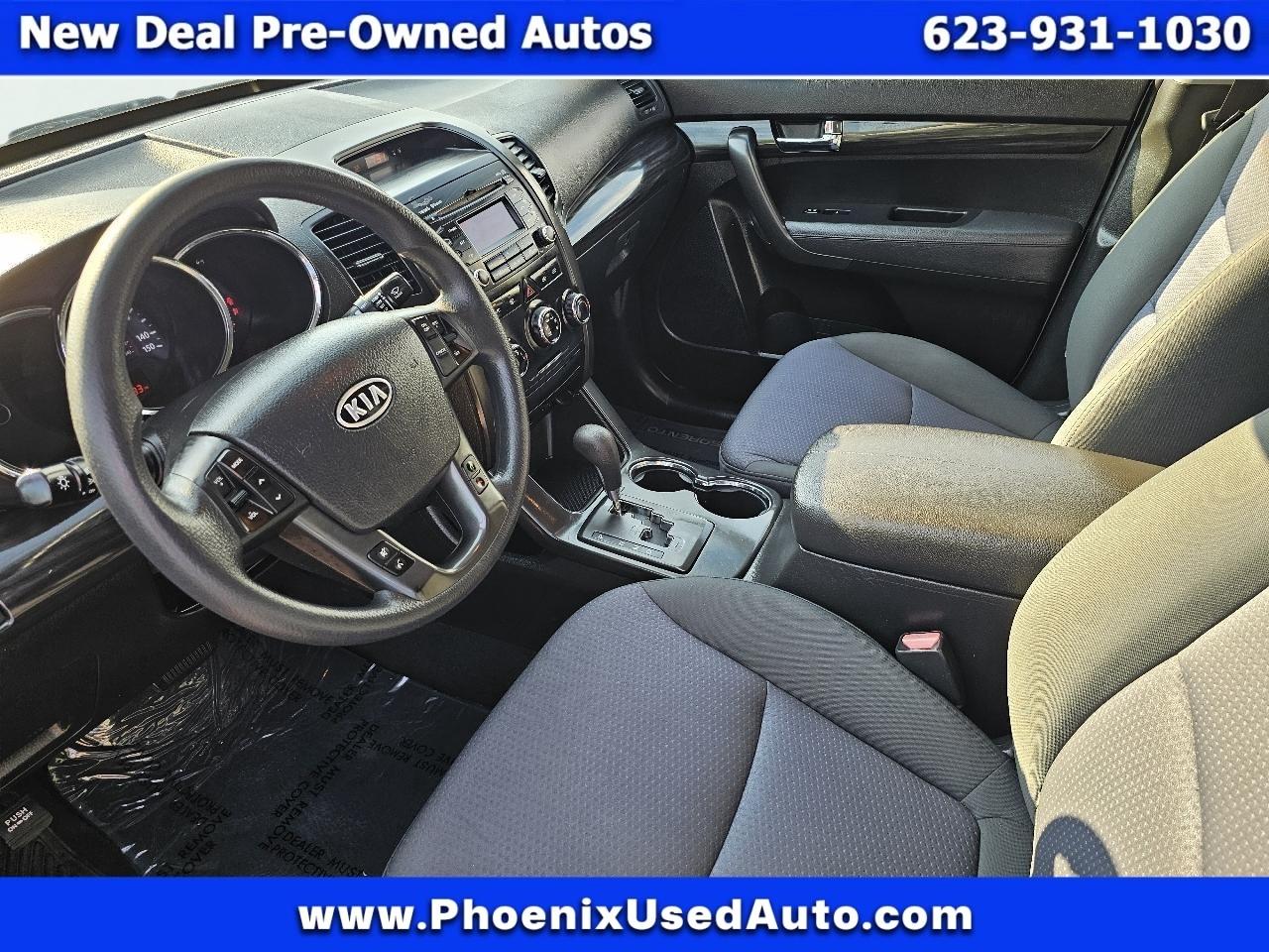 Kia Sorento LX 2WD 2012
