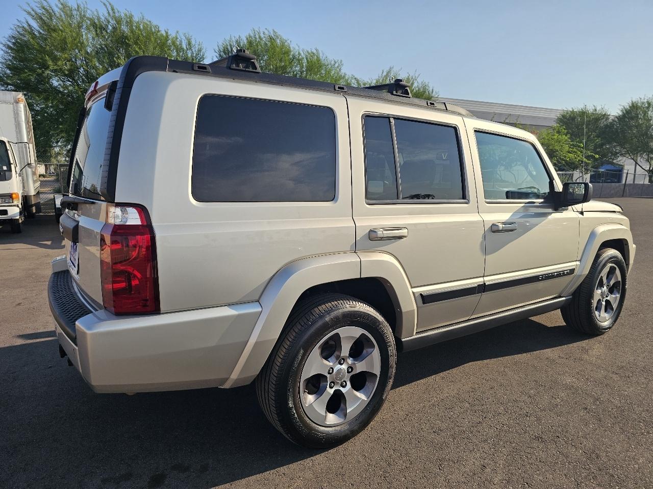 Jeep Commander Sport 4WD 2007