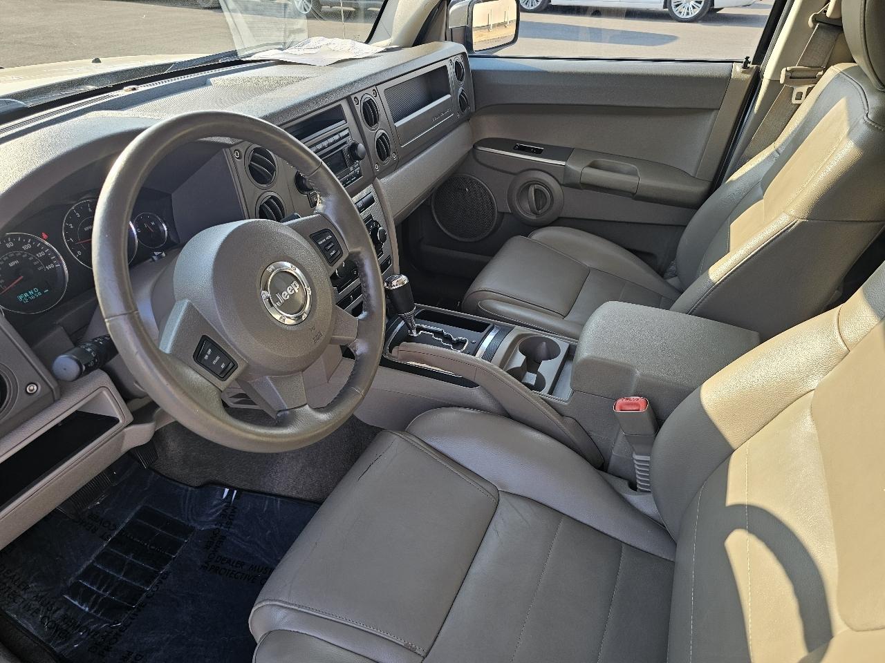 Jeep Commander Sport 4WD 2007