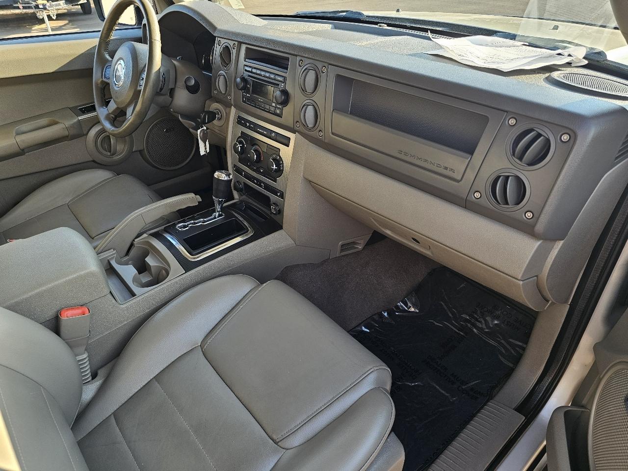 Jeep Commander Sport 4WD 2007