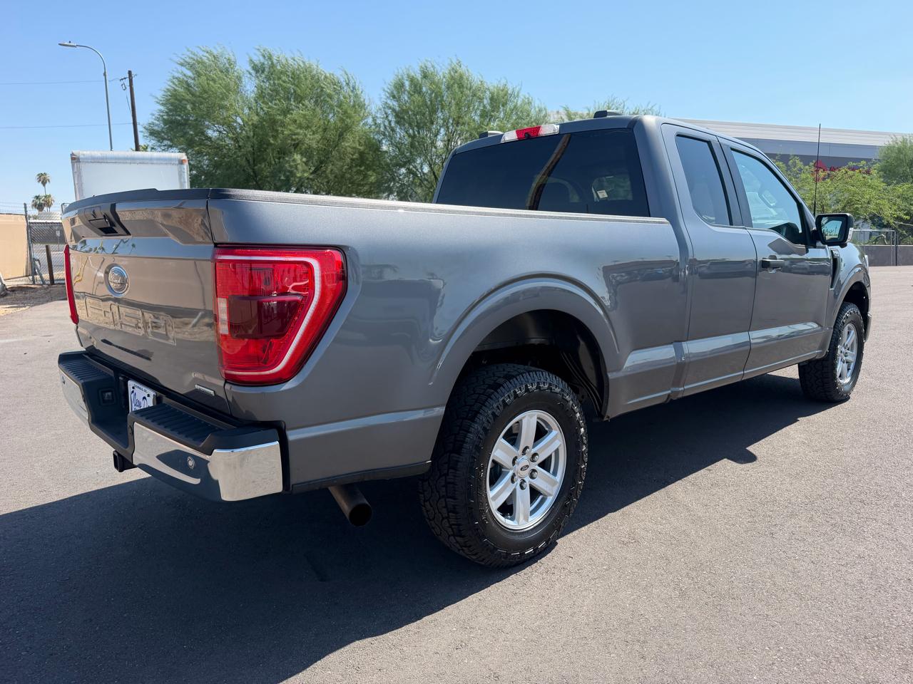 Ford F-150 4WD SuperCab 163" XL 2021