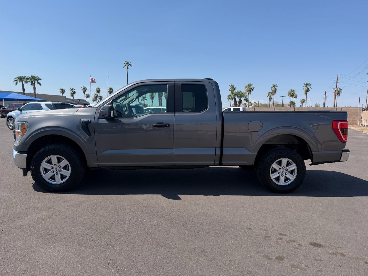 Ford F-150 4WD SuperCab 163" XL 2021