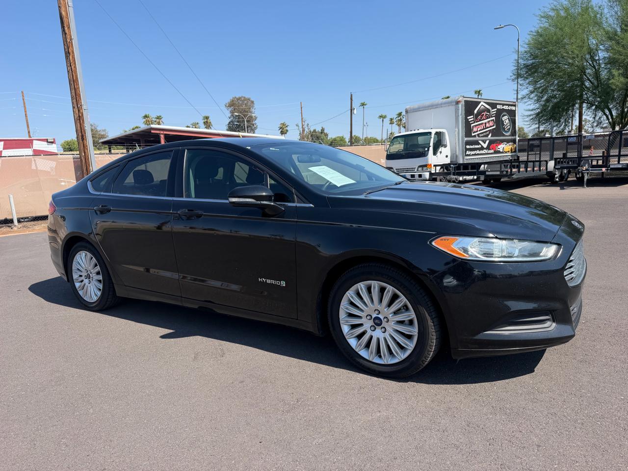 Ford Fusion Hybrid SE 2016