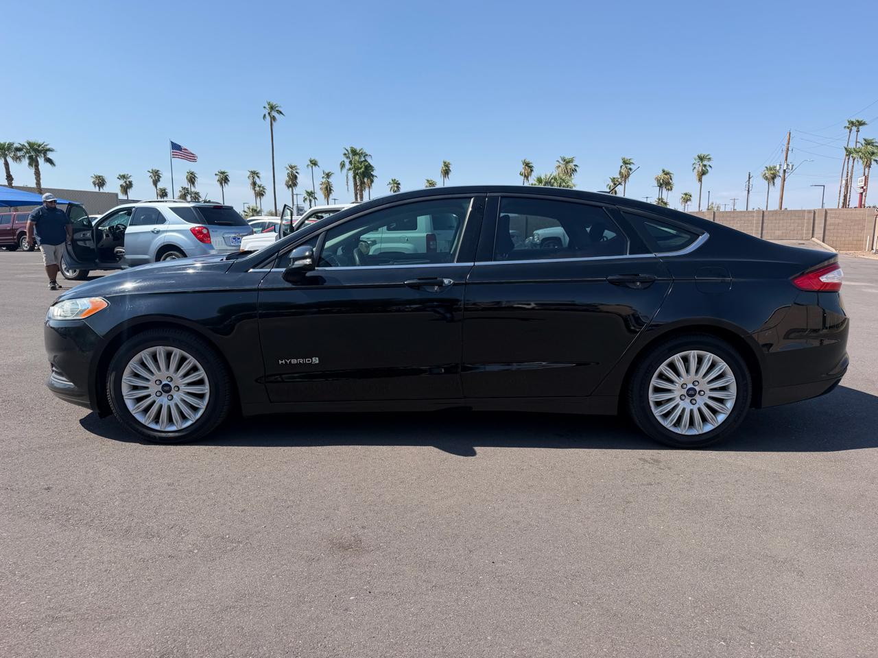 Ford Fusion Hybrid SE 2016