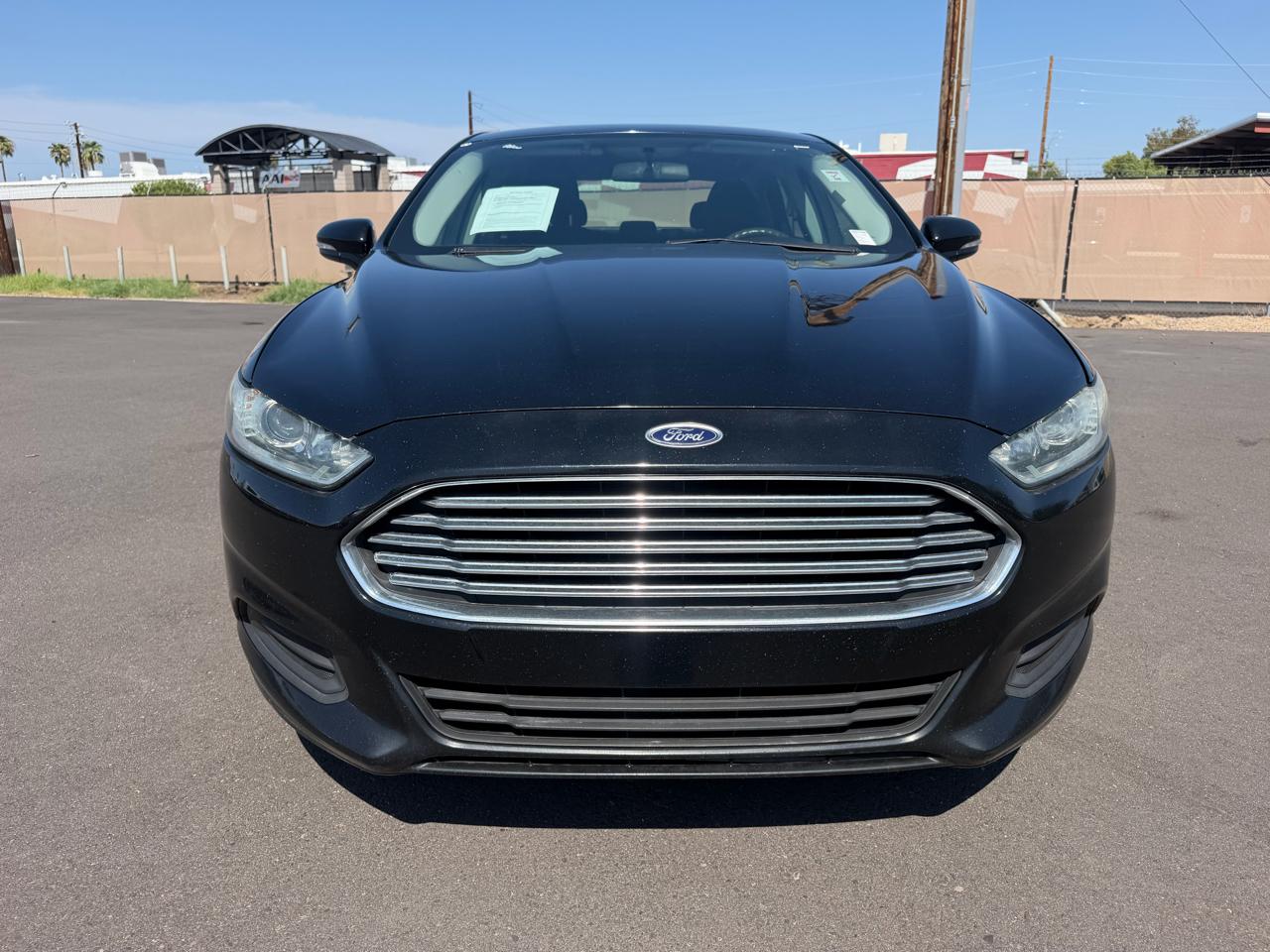 Ford Fusion Hybrid SE 2016