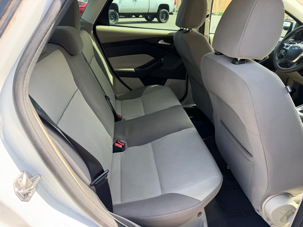 Ford Focus SE Sedan 2014