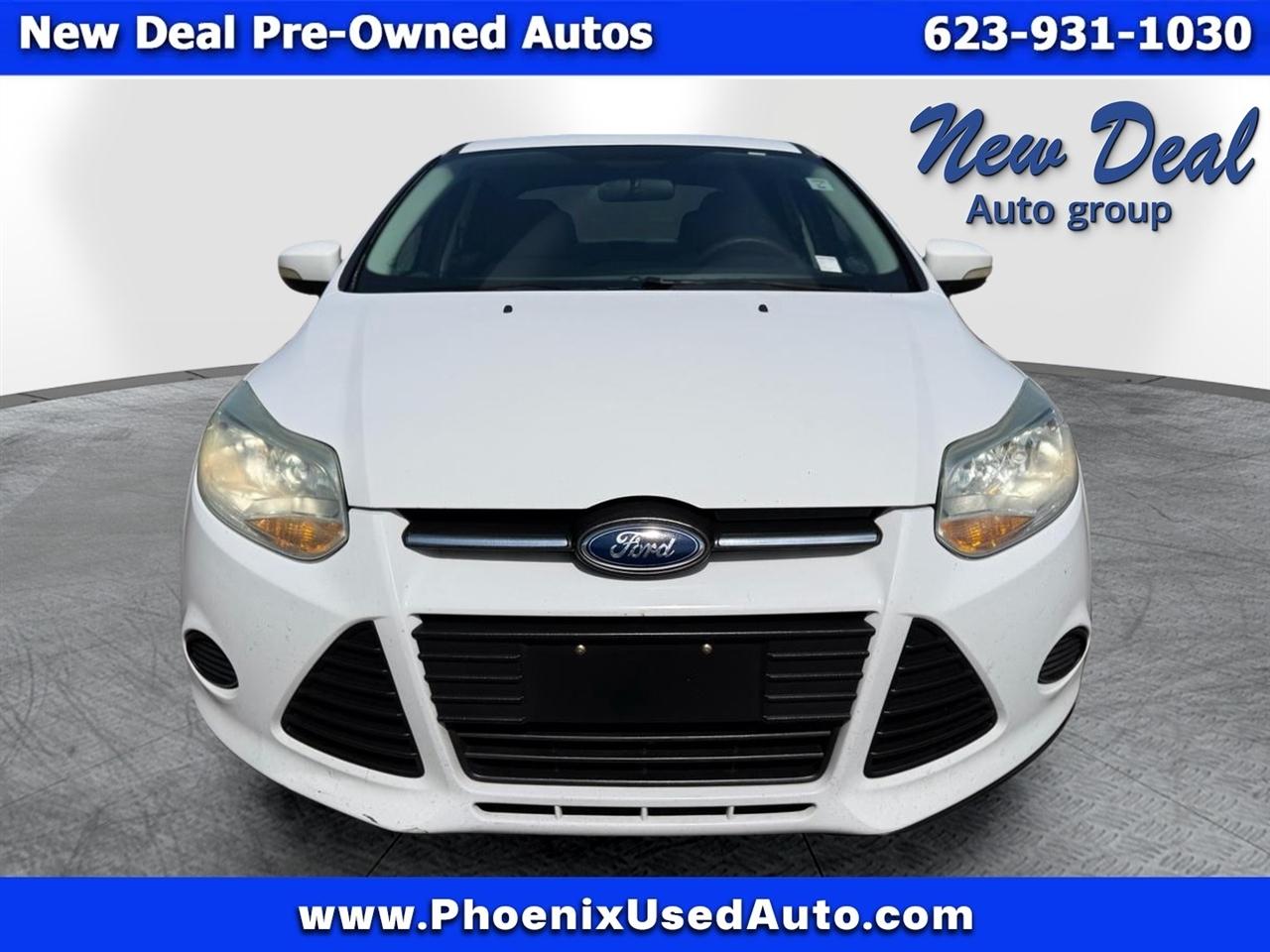 Ford Focus SE Sedan 2014