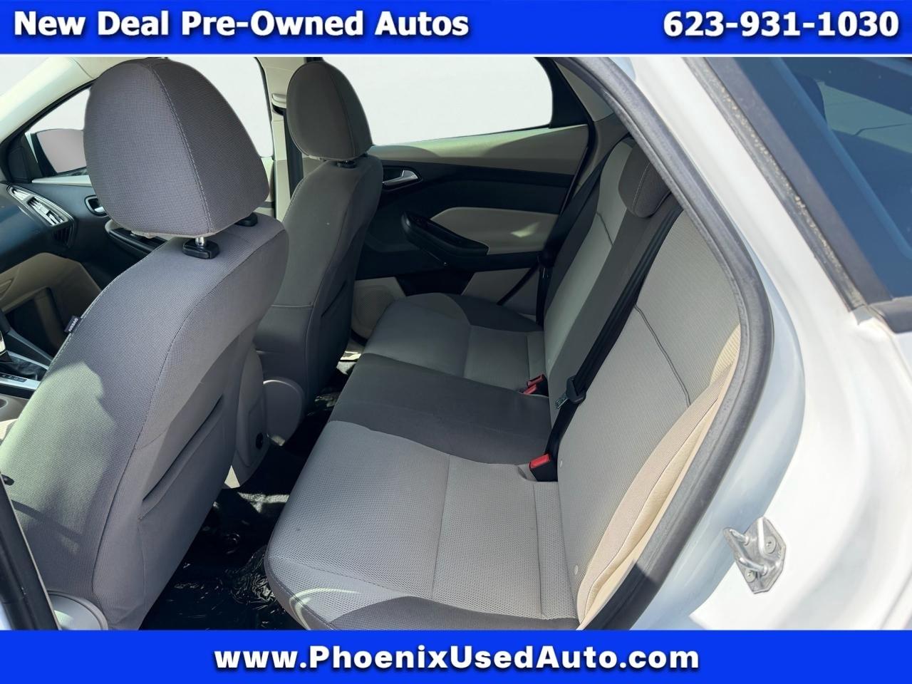 Ford Focus SE Sedan 2014
