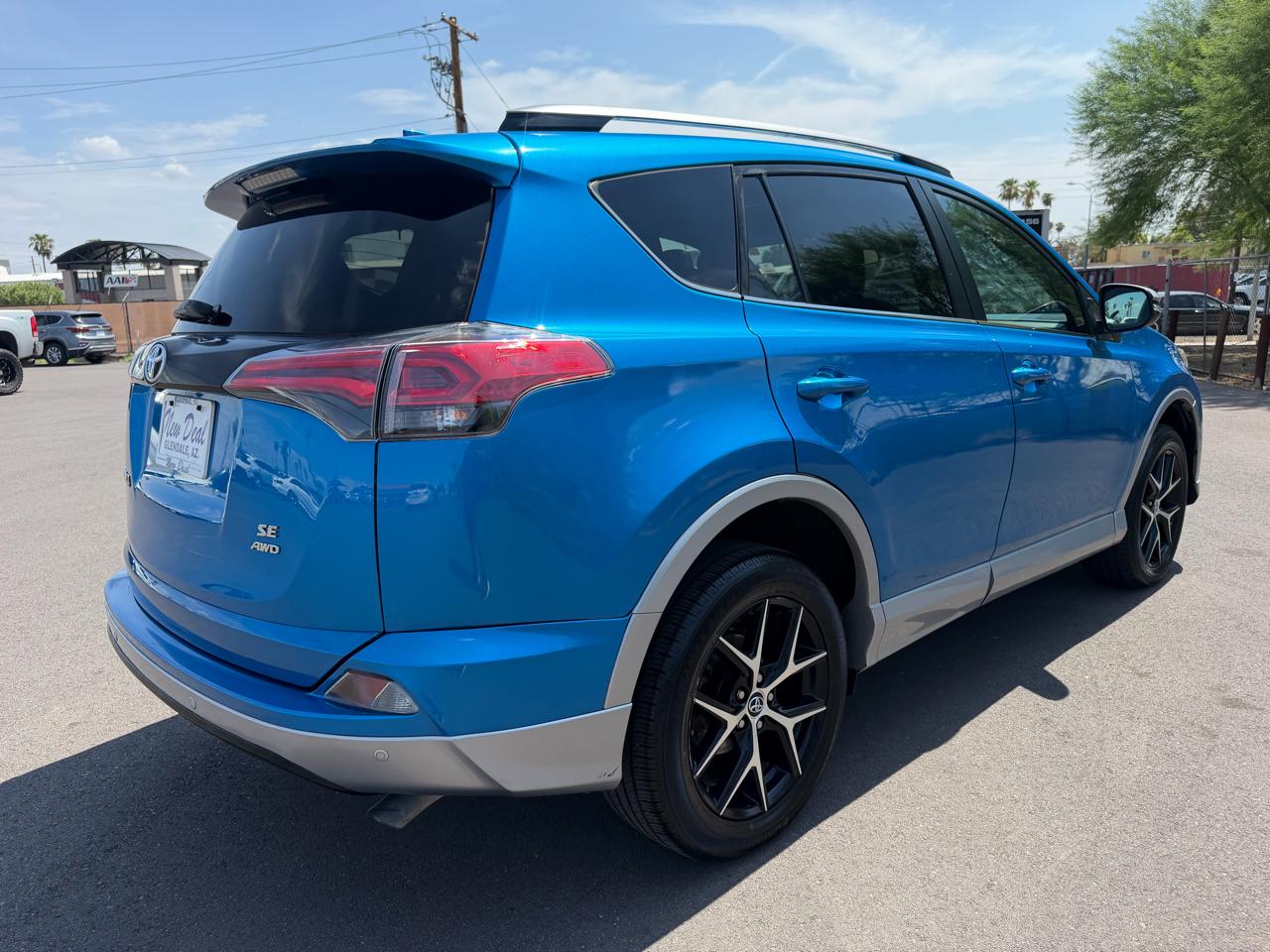 Toyota RAV4 SE 4WD 2017