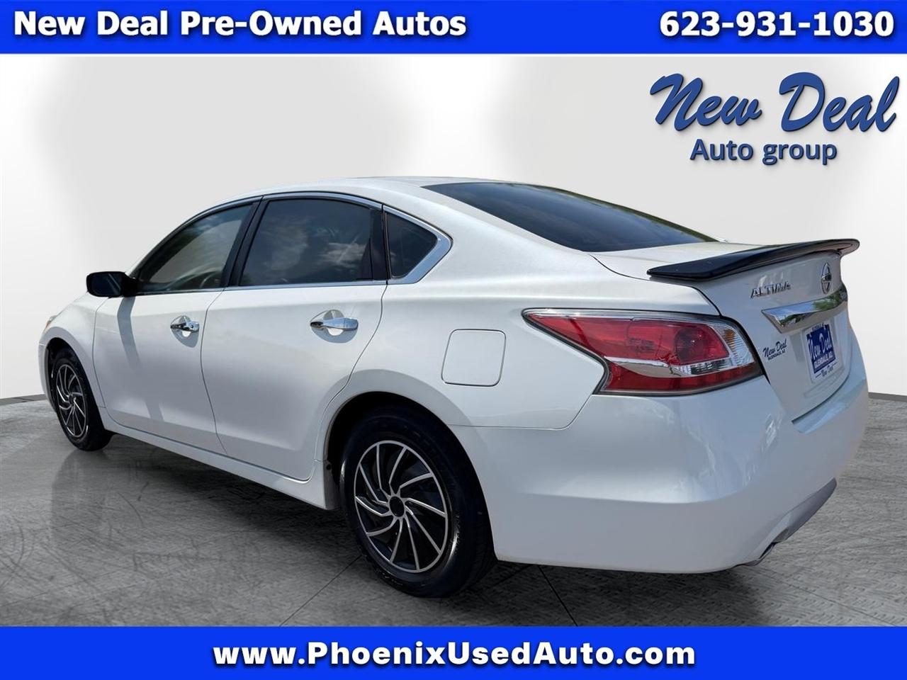 Nissan Altima 2.5 SV 2015