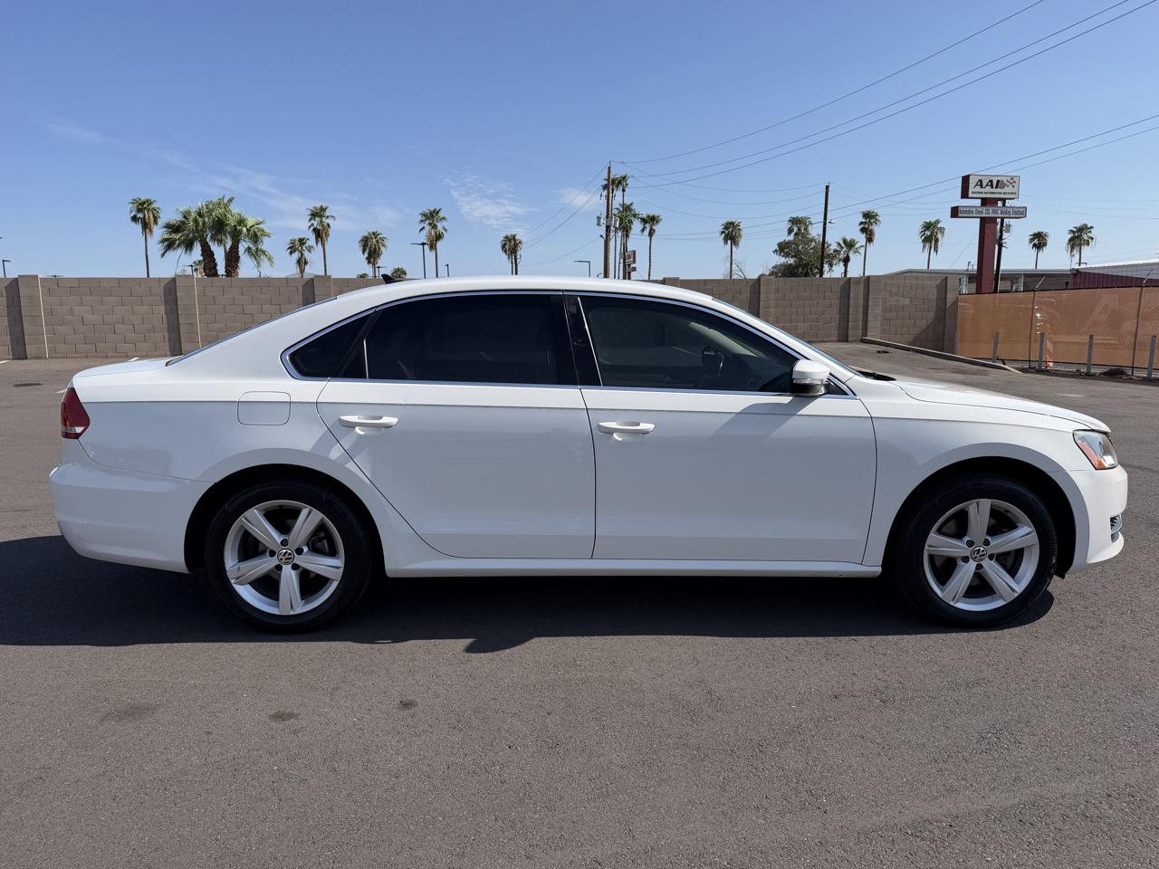 Volkswagen Passat SE PZEV 6A 2015